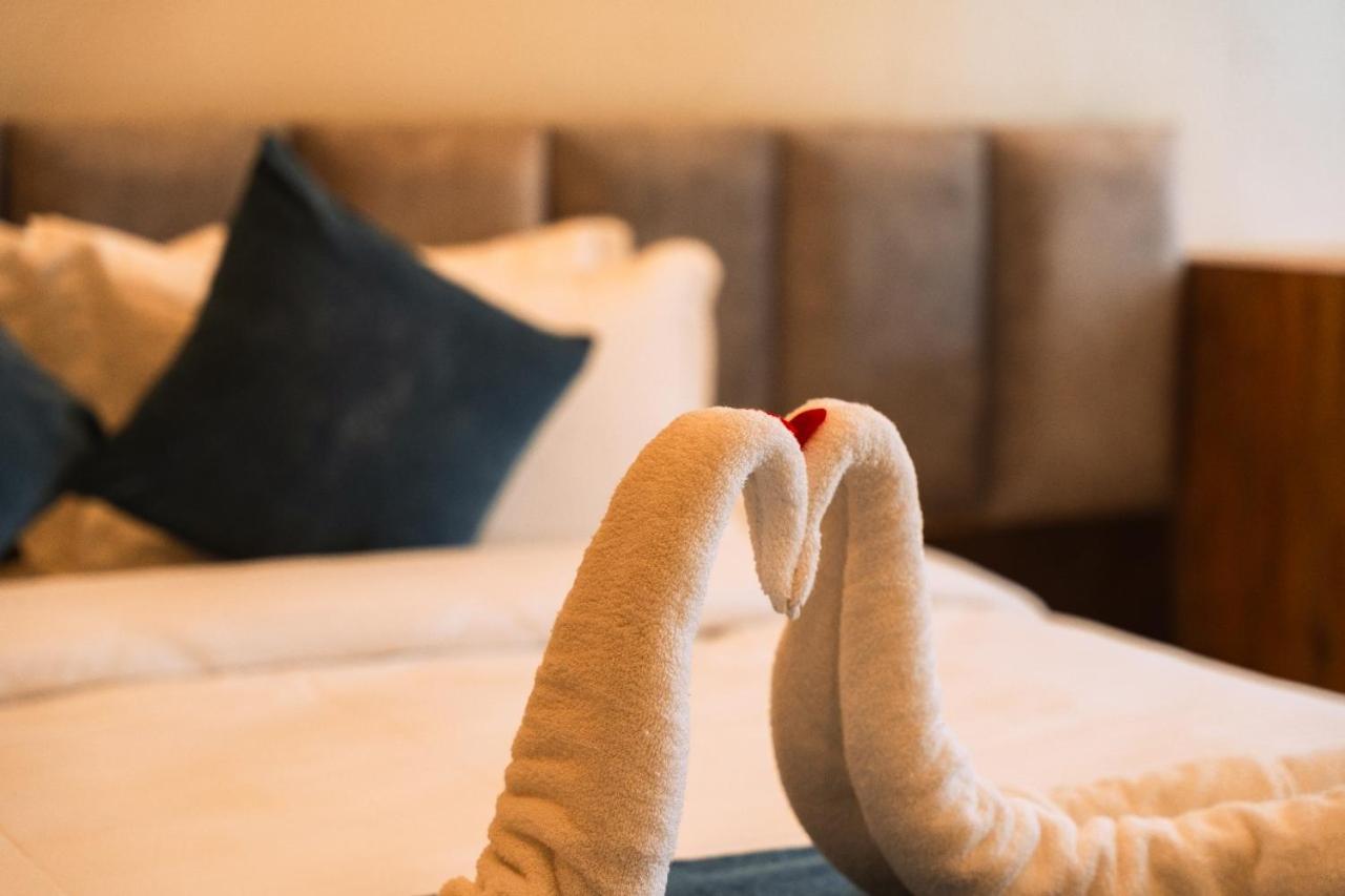 Hotel Kamrupa グワーハーティー エクステリア 写真